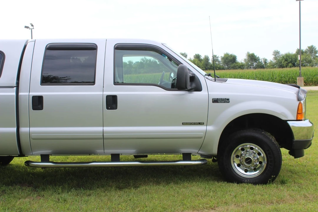 2001 Ford Super Duty 1st Gen - Image 9 of 12