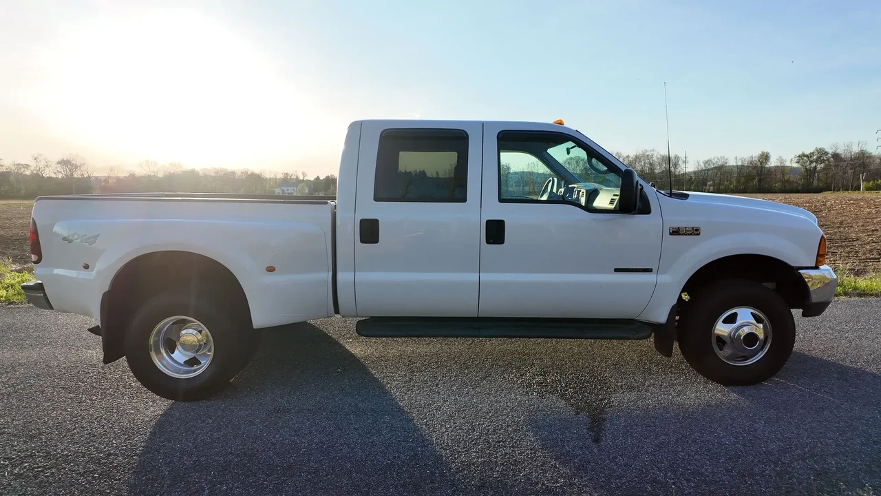2001 Ford Super Duty 1st Gen - Image 5 of 28