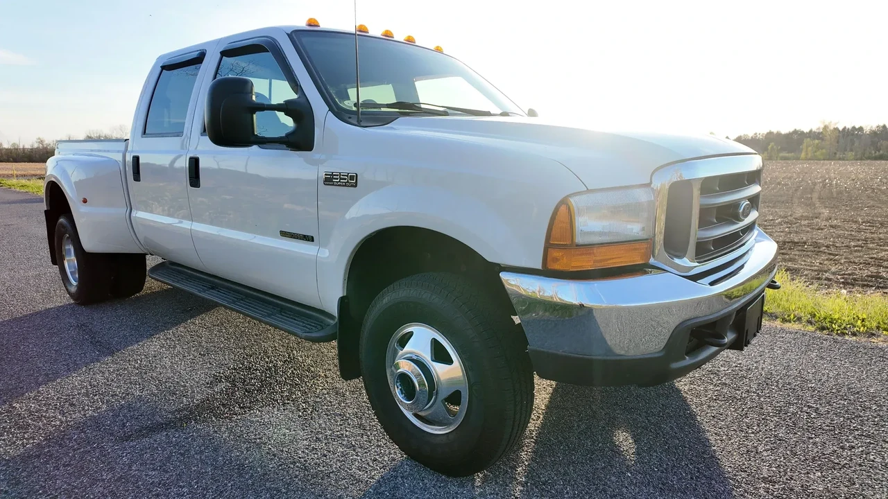 2001 Ford Super Duty 1st Gen - Image 13 of 28