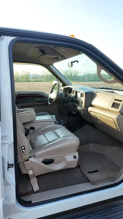 2001 Ford Super Duty 1st Gen - Image 20 of 28