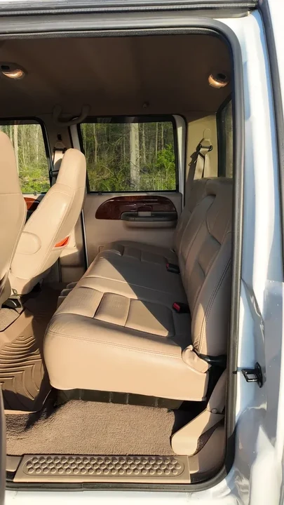 2001 Ford Super Duty 1st Gen - Image 22 of 28