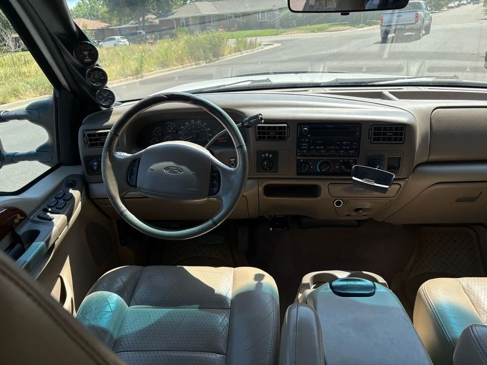 2001 Ford Super Duty 1st Gen - Image 9 of 21