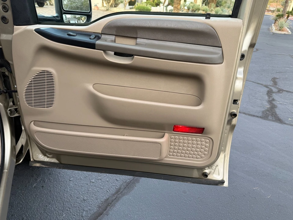 2001 Ford Super Duty 1st Gen - Image 16 of 21