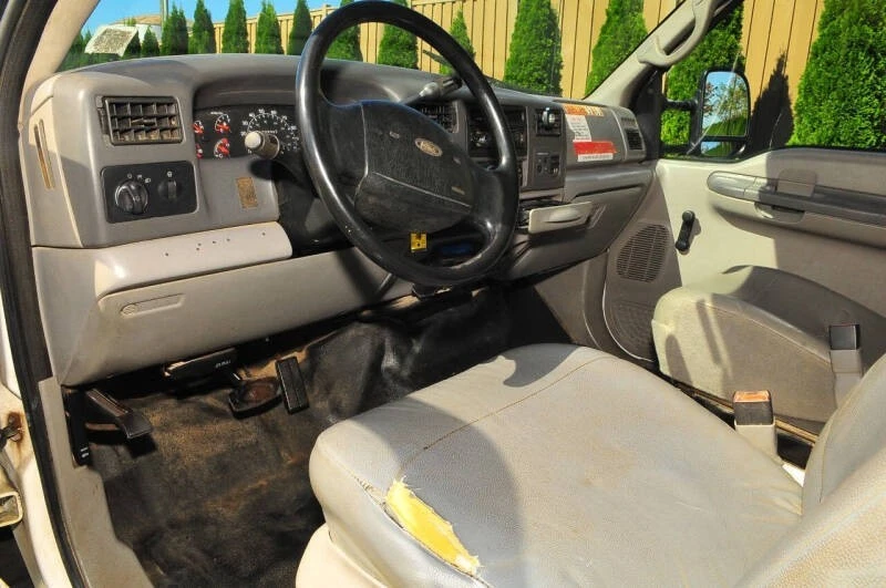 2001 Ford Super Duty 1st Gen - Image 9 of 21