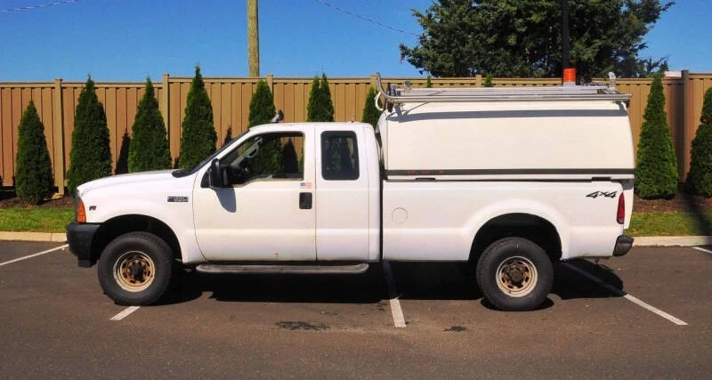 2001 Ford Super Duty 1st Gen - Image 2 of 21