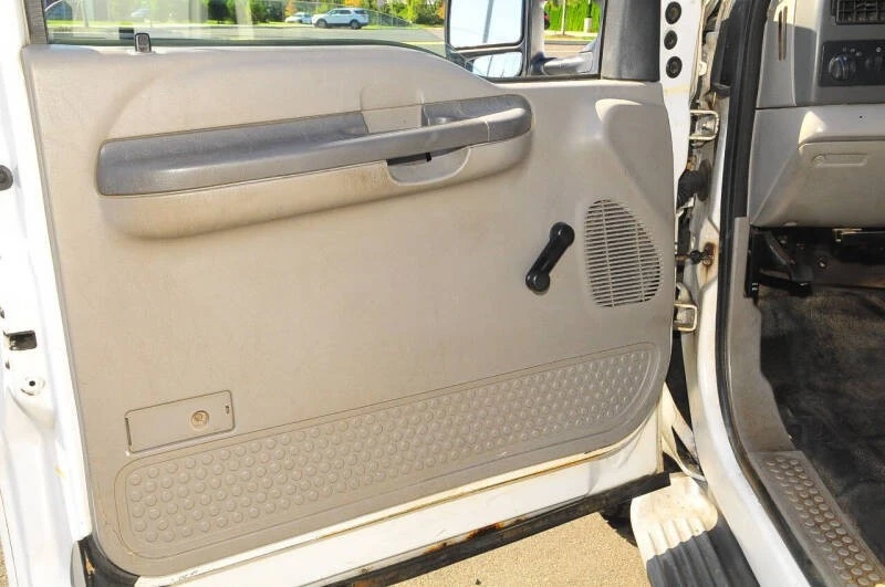 2001 Ford Super Duty 1st Gen - Image 8 of 21