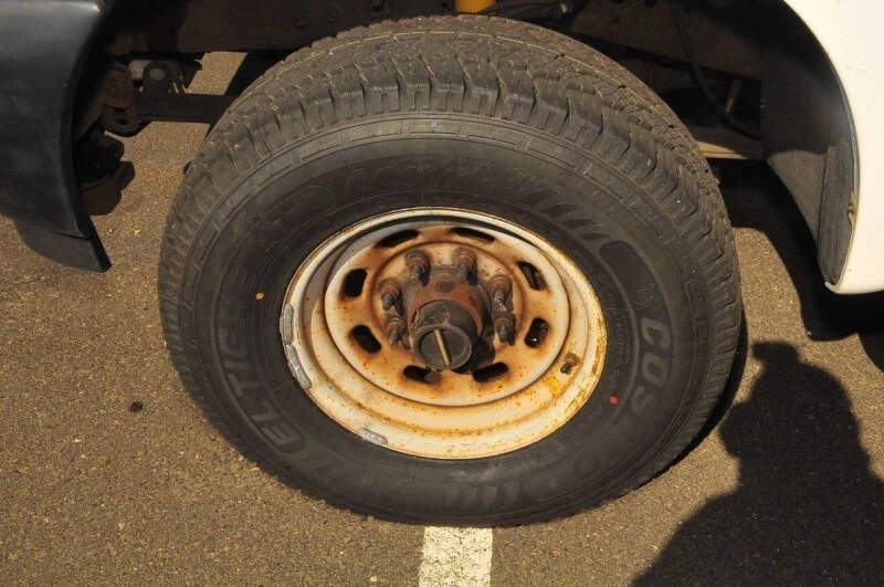 2001 Ford Super Duty 1st Gen - Image 19 of 21