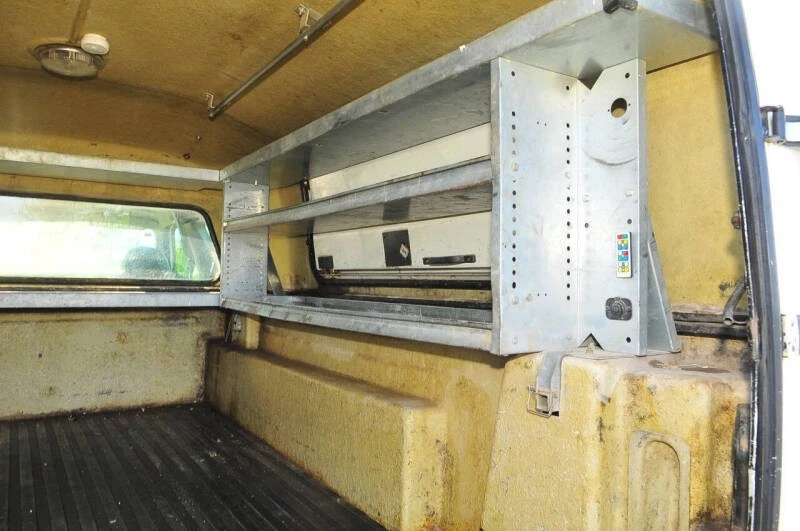 2001 Ford Super Duty 1st Gen - Image 14 of 21