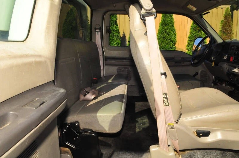 2001 Ford Super Duty 1st Gen - Image 18 of 21