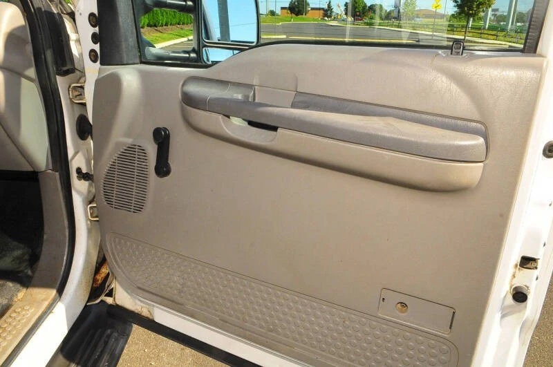 2001 Ford Super Duty 1st Gen - Image 17 of 21