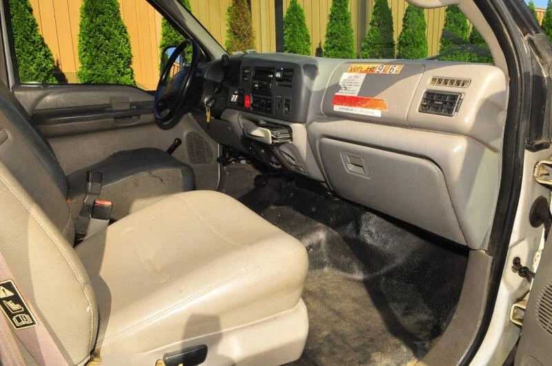 2001 Ford Super Duty 1st Gen - Image 16 of 21