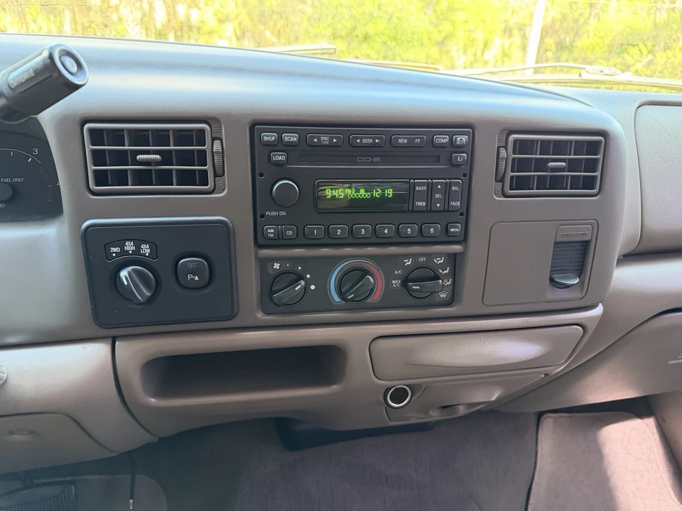 2001 Ford Super Duty 1st Gen - Image 17 of 19