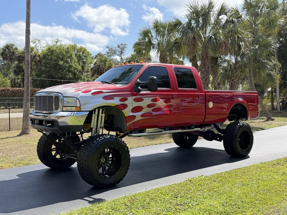 2001 Ford Super Duty 1st Gen - Image 2 of 19
