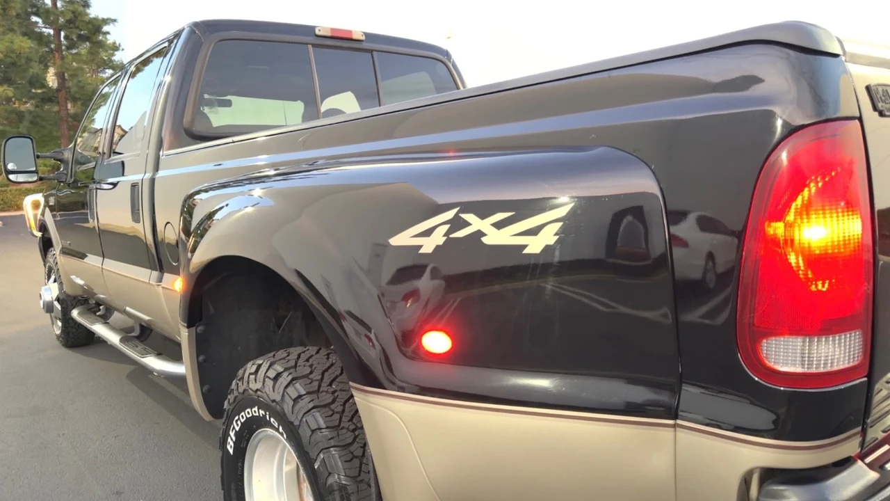 2001 Ford Super Duty 1st Gen - Image 13 of 21