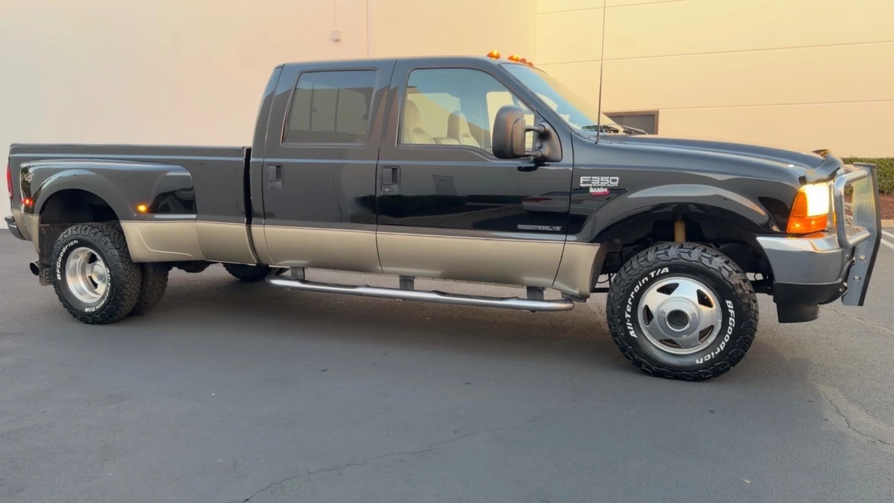 2001 Ford Super Duty 1st Gen - Image 17 of 21