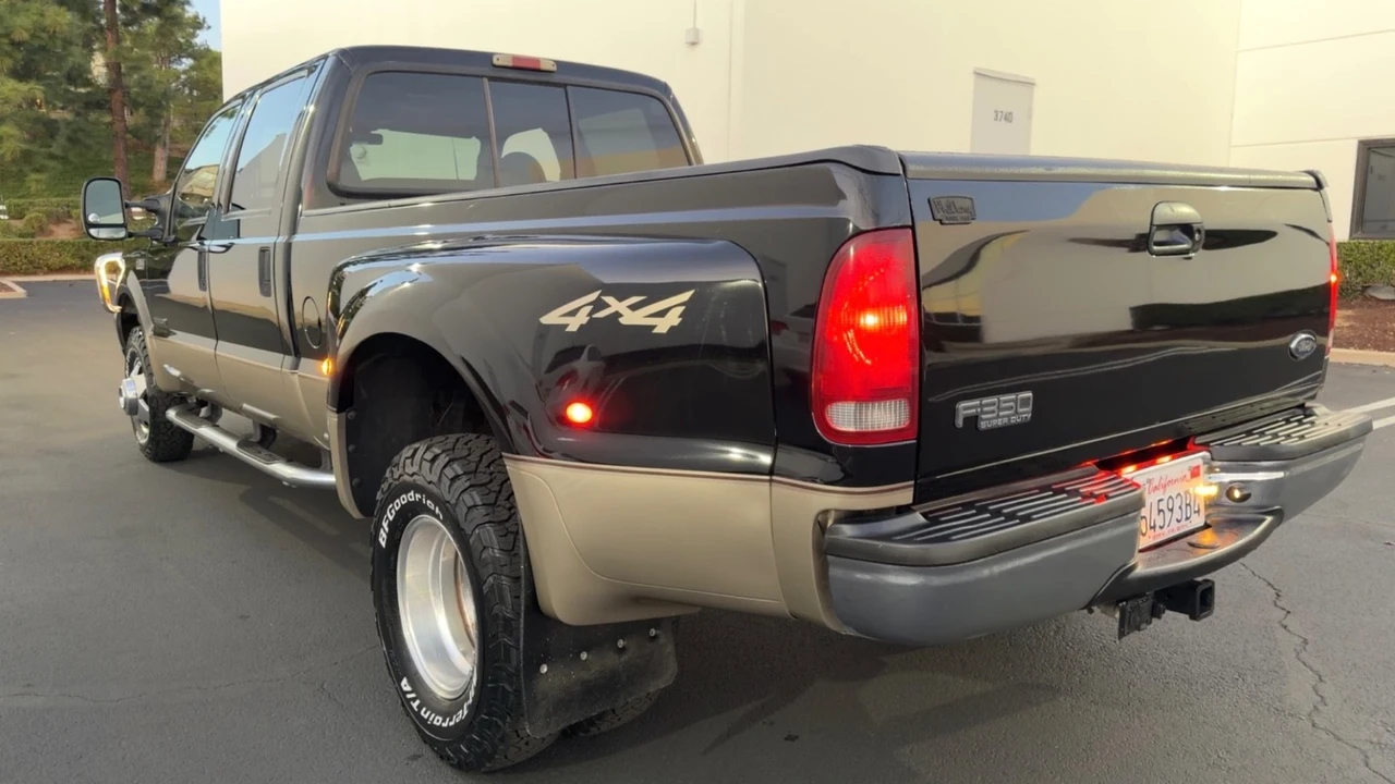 2001 Ford Super Duty 1st Gen - Image 8 of 21