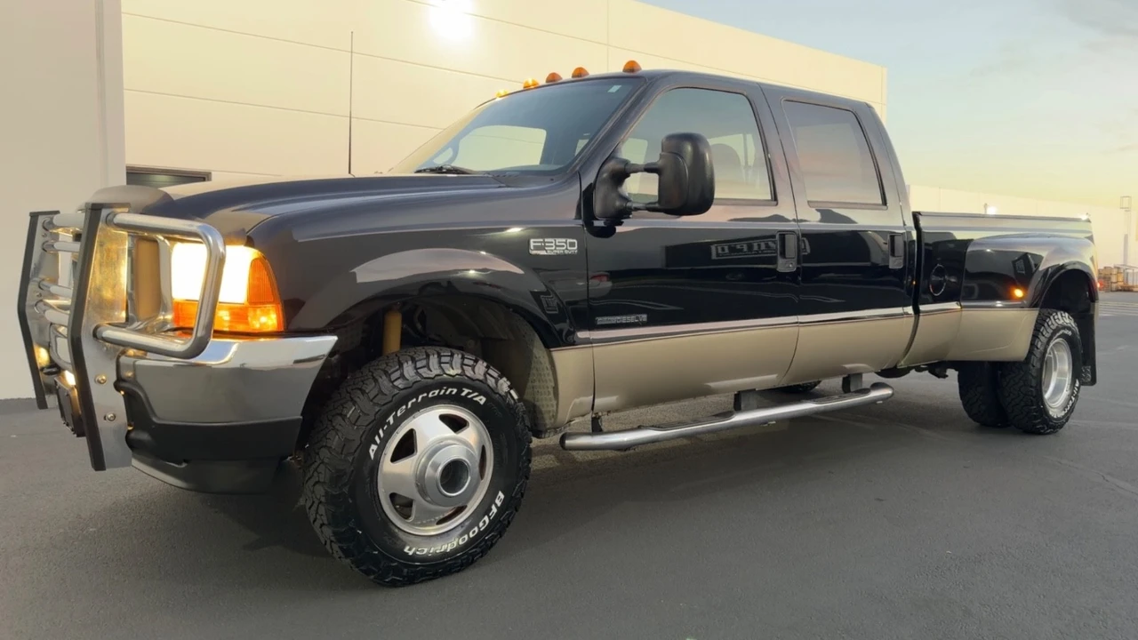 2001 Ford Super Duty 1st Gen - Image 3 of 21
