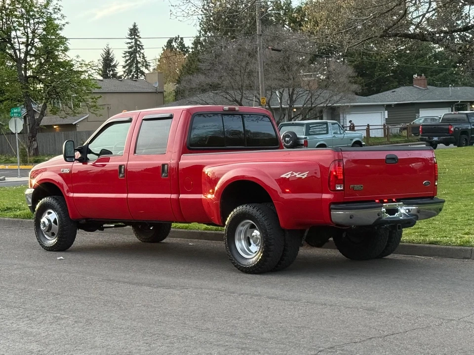 2001 Ford Super Duty 1st Gen - Image 2 of 21