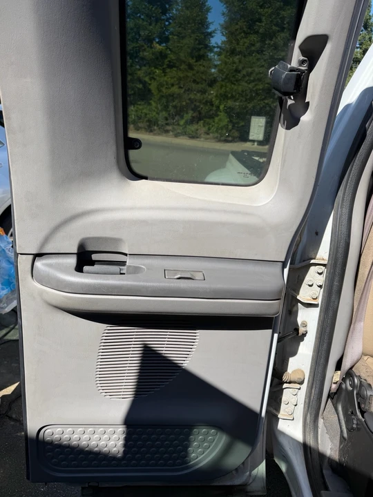 2001 Ford Super Duty 1st Gen - Image 7 of 12