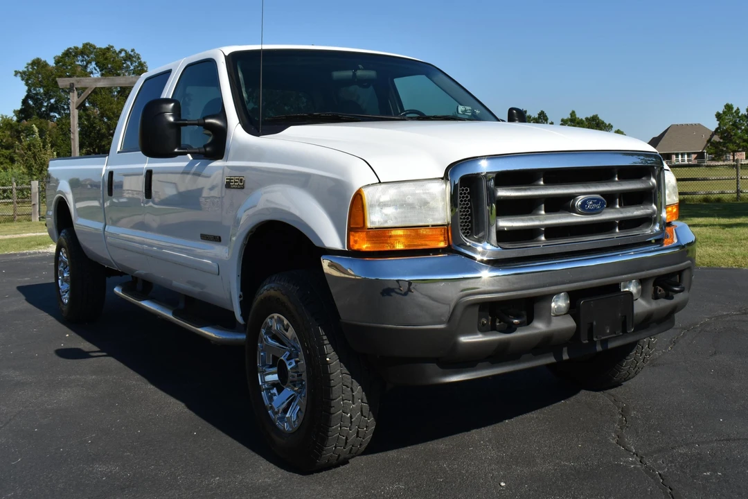 2001 Ford Super Duty 1st Gen - Image 2 of 31
