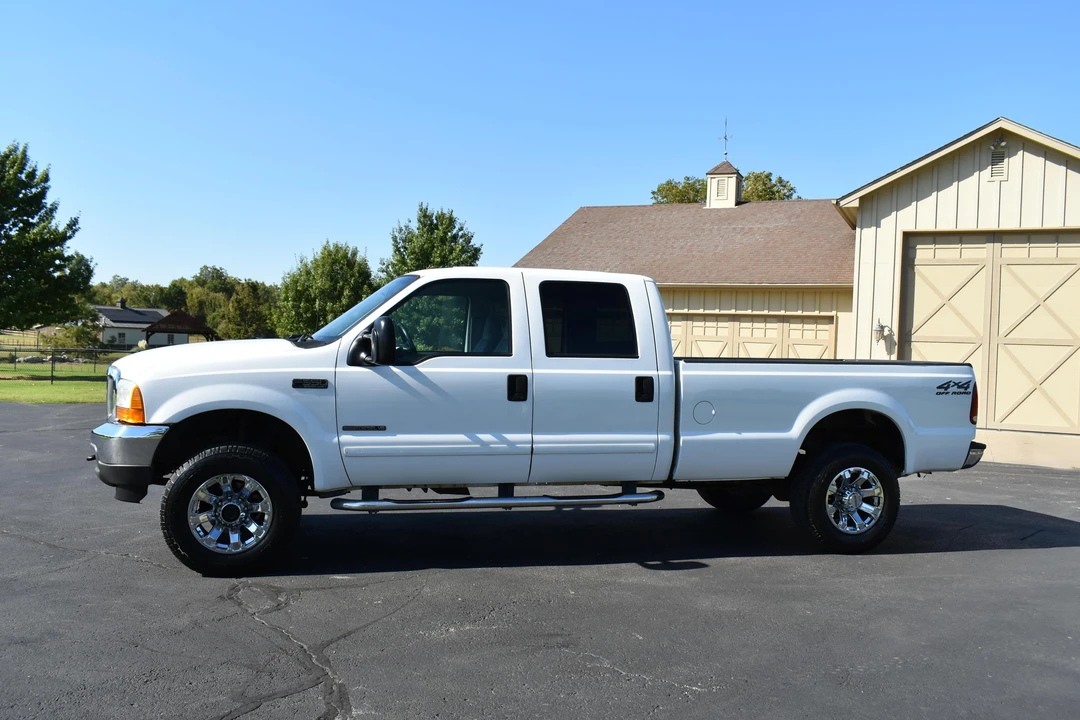 2001 Ford Super Duty 1st Gen - Image 12 of 31