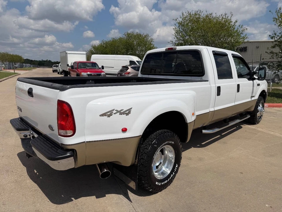 2001 Ford Super Duty 1st Gen - Image 2 of 12