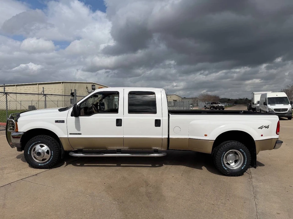 2001 Ford Super Duty 1st Gen - Image 8 of 12