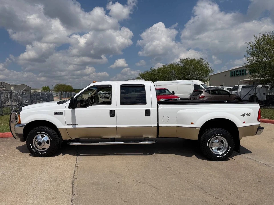 2001 Ford Super Duty 1st Gen - Image 3 of 12