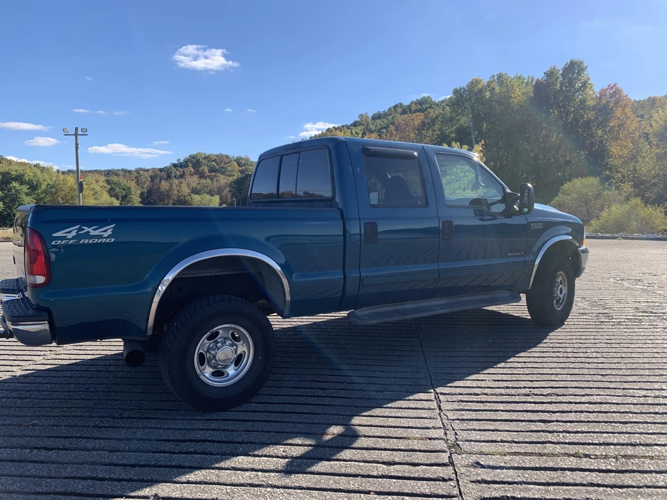 2001 Ford Super Duty 1st Gen - Image 13 of 31
