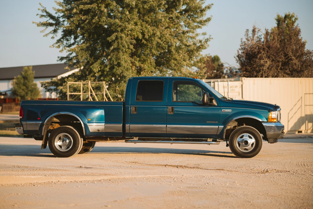 2001 Ford Super Duty 1st Gen - Image 21 of 31