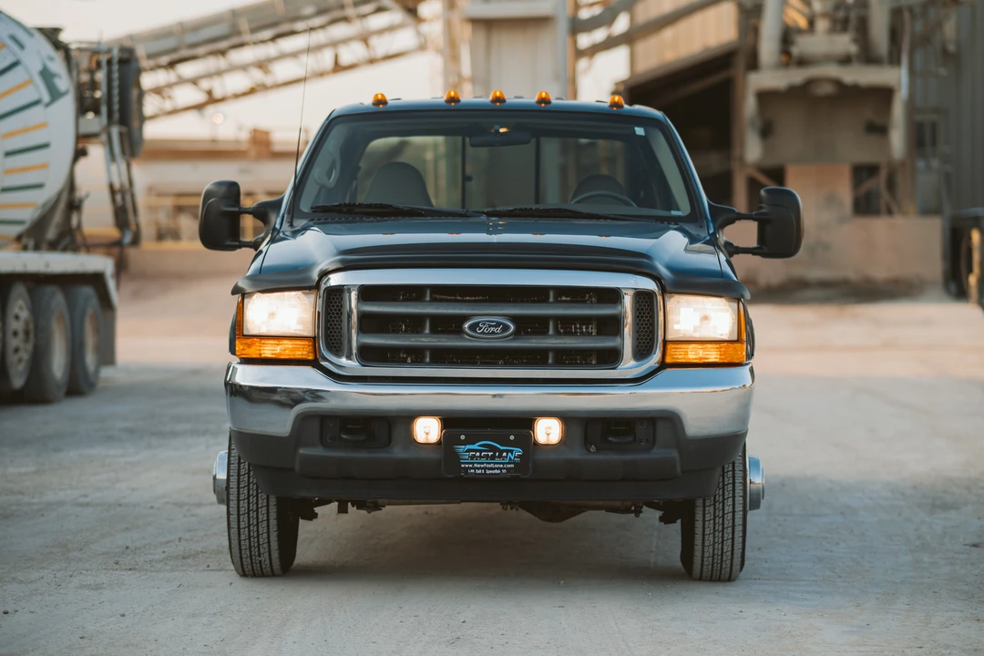 2001 Ford Super Duty 1st Gen - Image 16 of 31