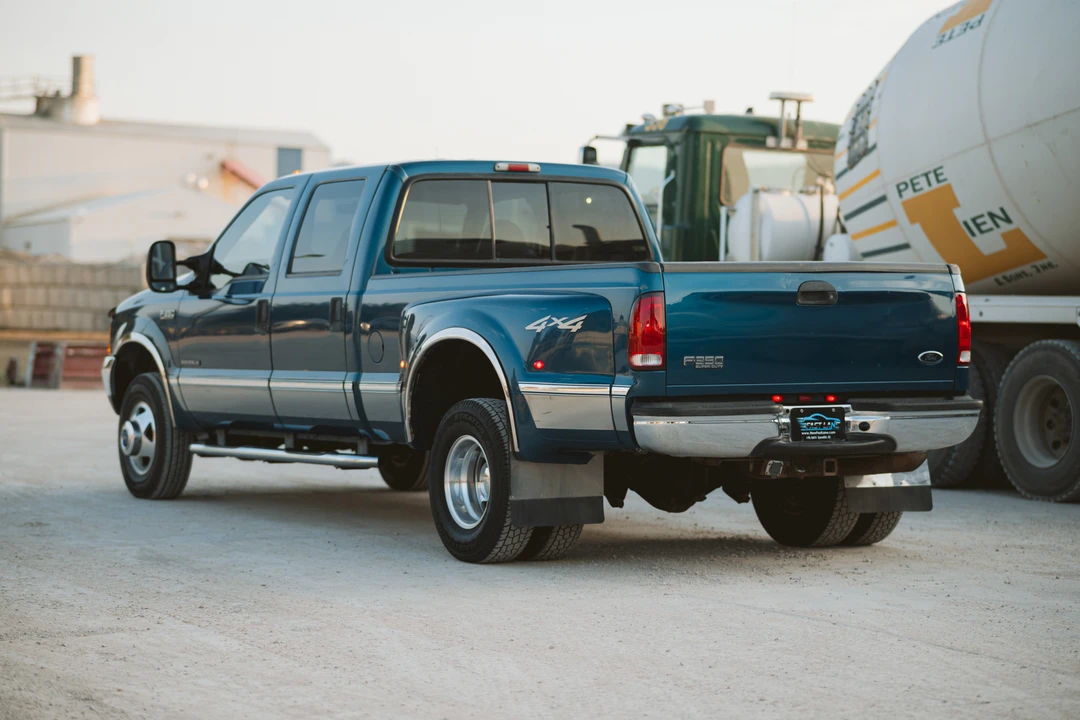 2001 Ford Super Duty 1st Gen - Image 11 of 31