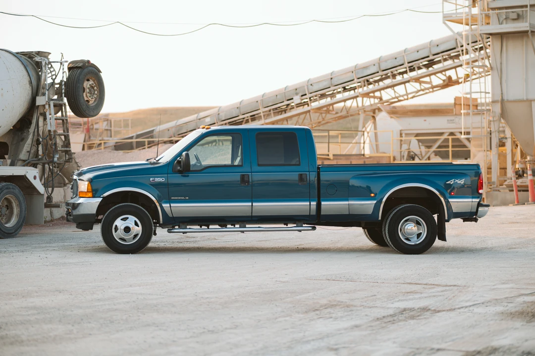 2001 Ford Super Duty 1st Gen - Image 12 of 31