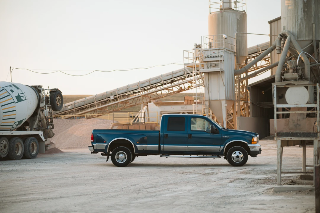 2001 Ford Super Duty 1st Gen - Image 3 of 31
