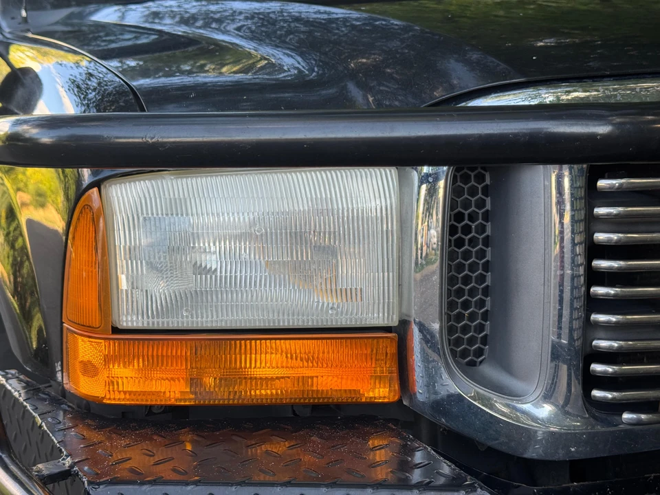 2001 Ford Super Duty 1st Gen - Image 15 of 31