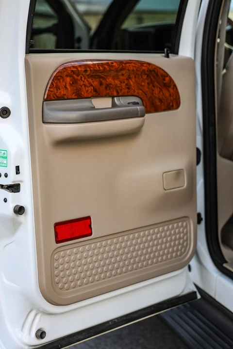 2001 Ford Super Duty 1st Gen - Image 29 of 31