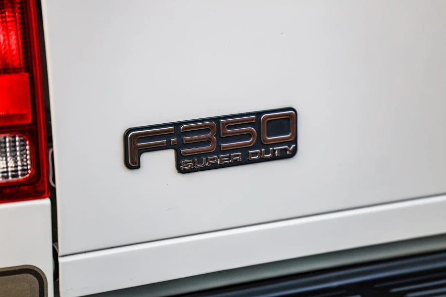 2001 Ford Super Duty 1st Gen - Image 14 of 31