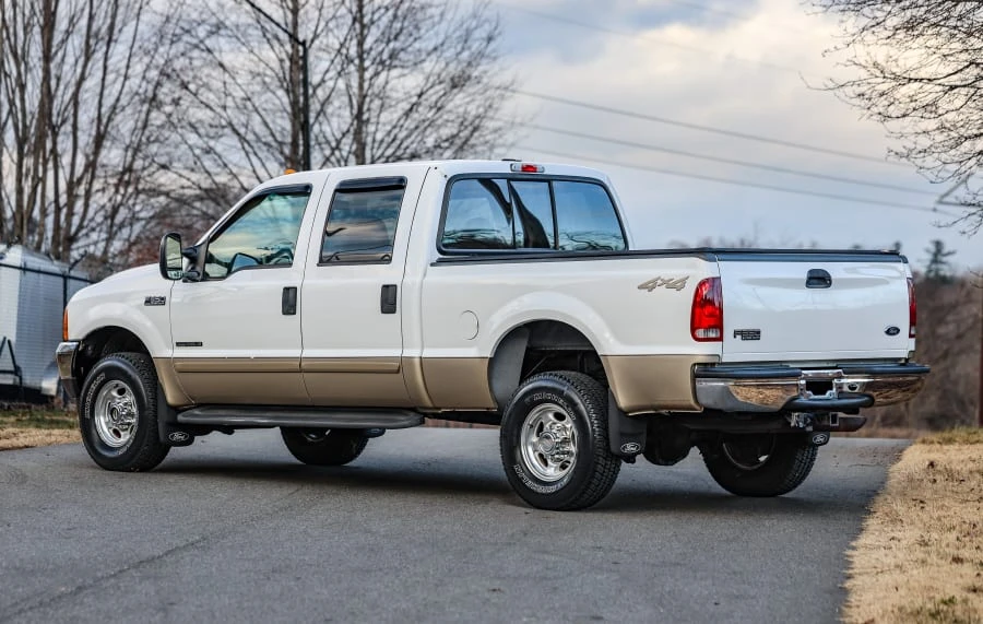 2001 Ford Super Duty 1st Gen - Image 2 of 31