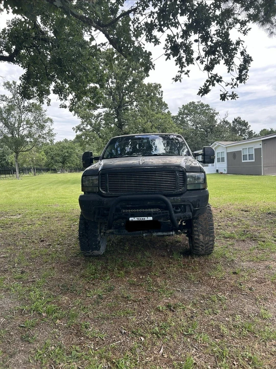 2001 Ford Super Duty 1st Gen - Image 2 of 10