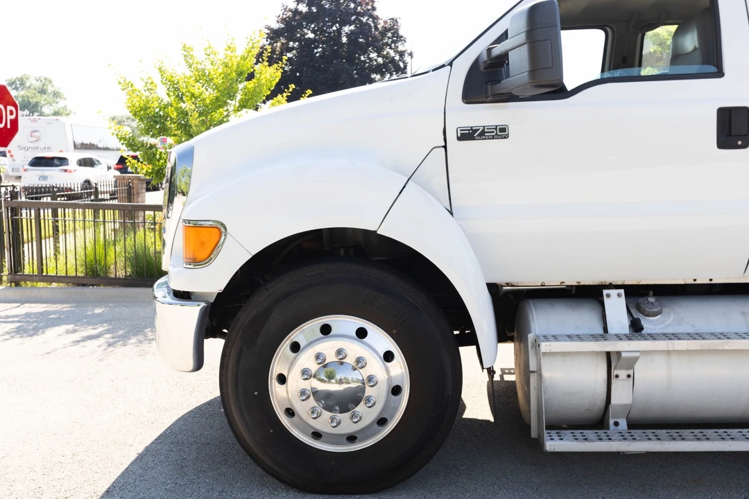 2001 Ford Super Duty 1st Gen - Image 5 of 31