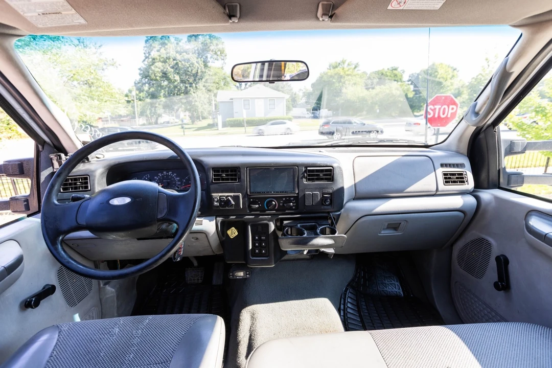 2001 Ford Super Duty 1st Gen - Image 26 of 31