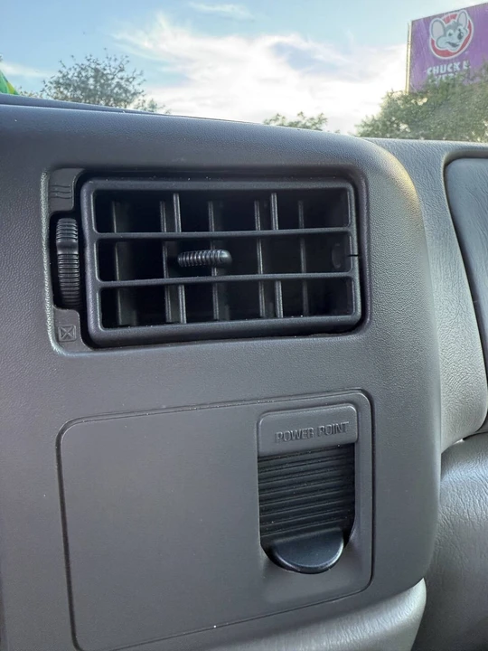 2001 Ford Super Duty 1st Gen - Image 15 of 23