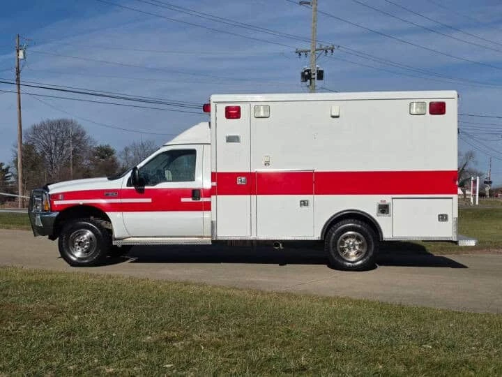 2001 Ford Super Duty 1st Gen - Image 5 of 29