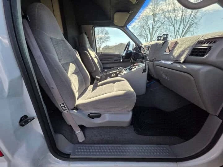 2001 Ford Super Duty 1st Gen - Image 12 of 29