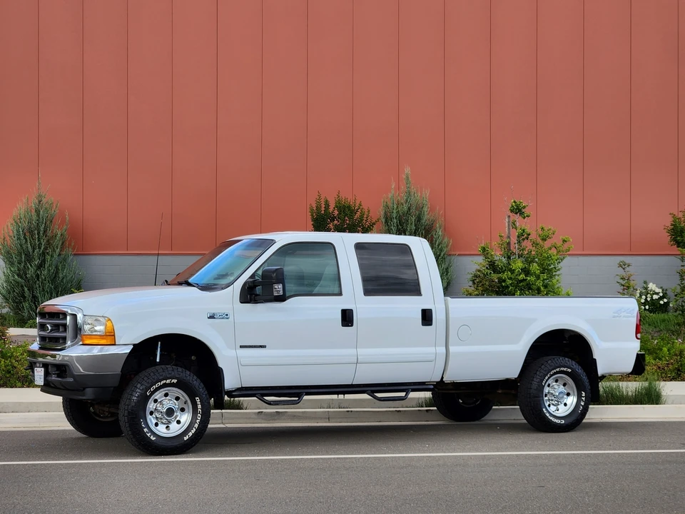 2001 Ford Super Duty 1st Gen - Image 15 of 31