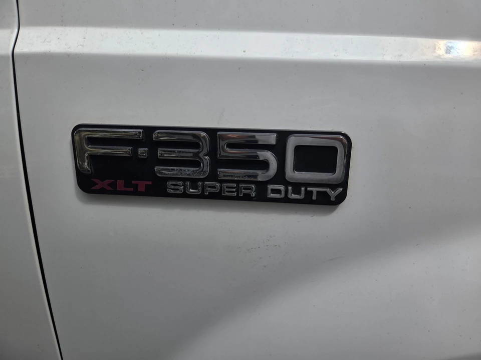 2001 Ford Super Duty 1st Gen - Image 22 of 31