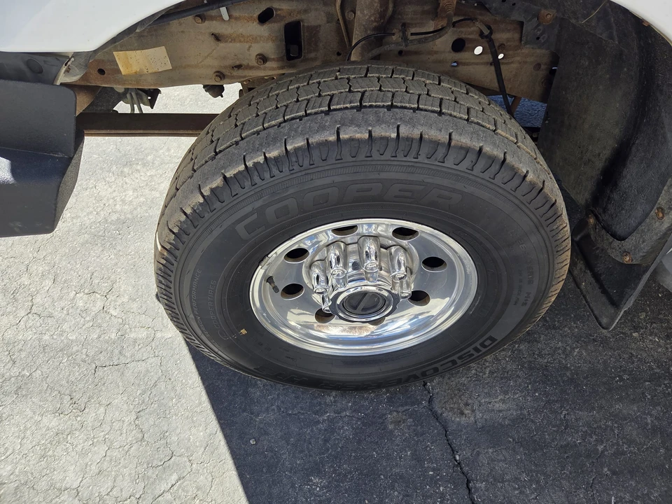 2001 Ford Super Duty 1st Gen - Image 23 of 31