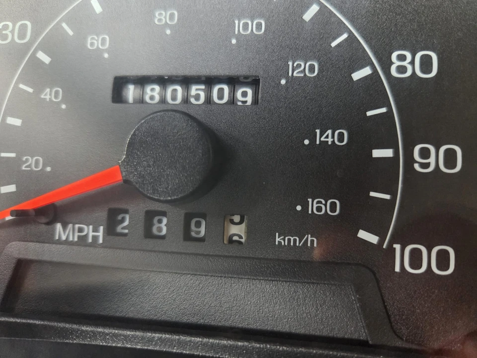 2001 Ford Super Duty 1st Gen - Image 28 of 31