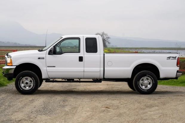 2001 Ford Super Duty 1st Gen - Image 3 of 8