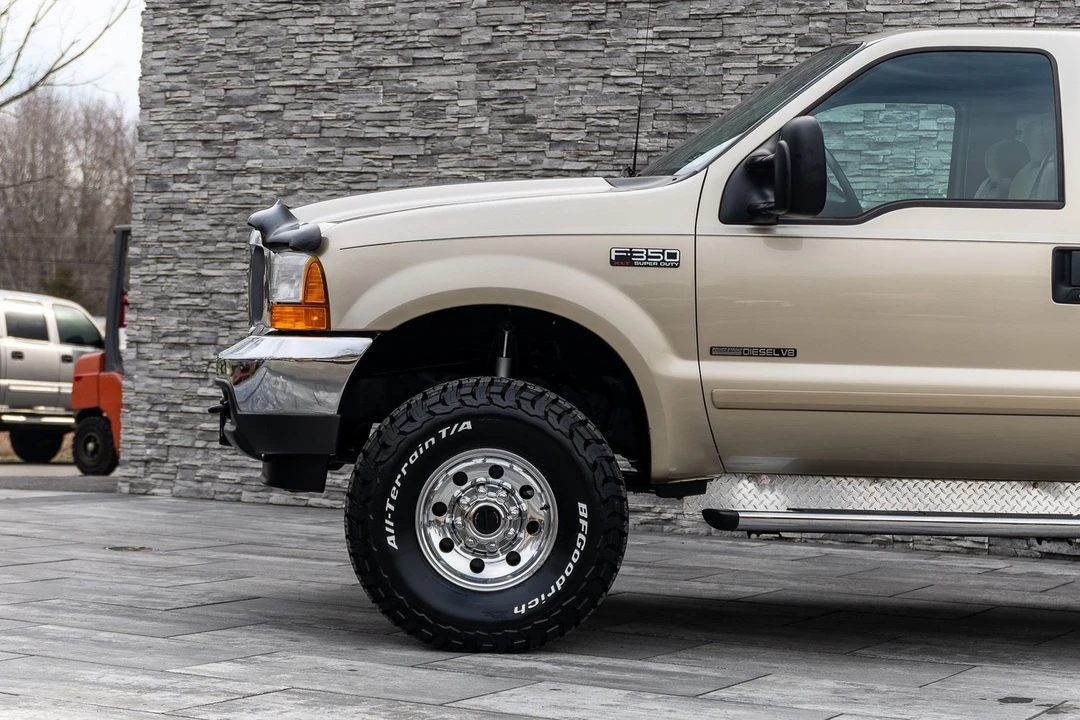 2001 Ford Super Duty 1st Gen - Image 12 of 21